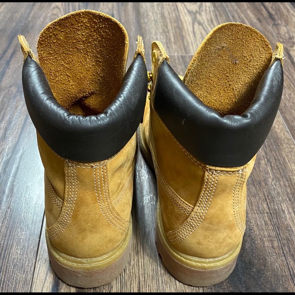 Timberland Boots - Picture 3 of 4